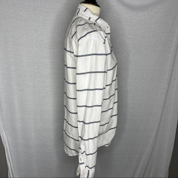 A25). Aeropostale NYC Men Button Down Shirt Long Sleeve - Picture 7 of 15